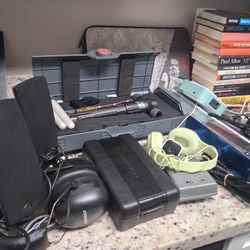 Star Wars HP Laptop , Star Wars Saber ,  ROKU REMOTES ,  Radioshack RECORD player ,  Nintendo Charger , ROKU REMOTEZ , Led STRIP  Lights  BIG LOT