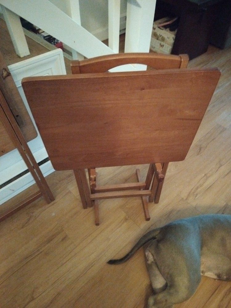 Maple Hard Wood Table And Stand