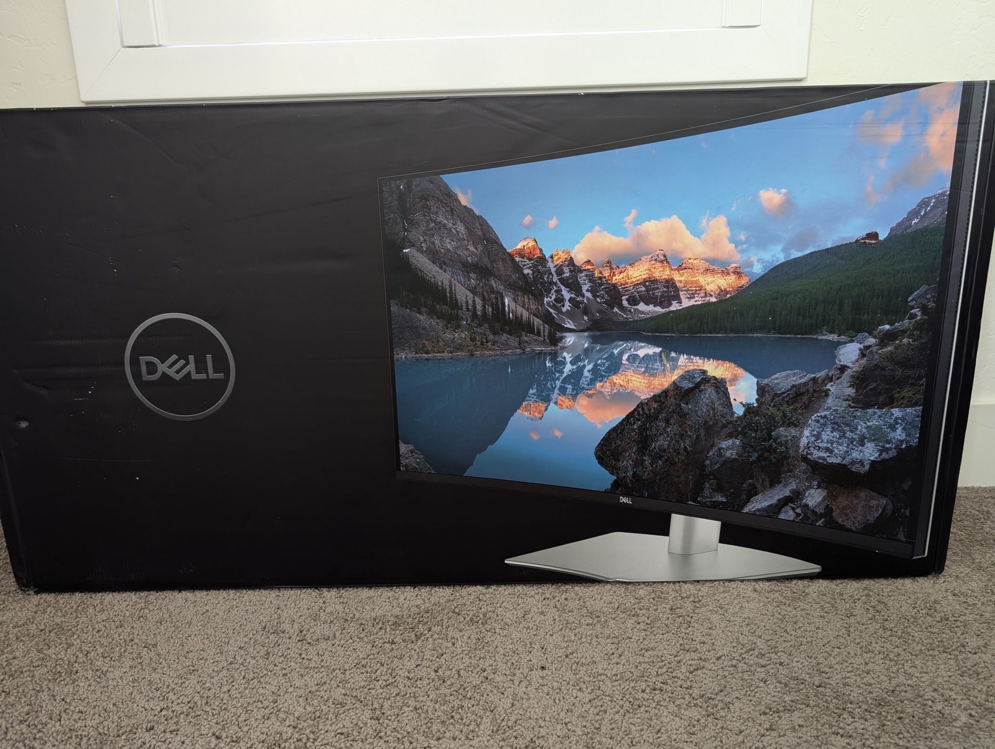 Dell UltraSharp U4025QW 40" 5K2K WUHD Curved Screen LED Monitor - 21:9