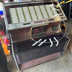 Vintage Rock-Ola 450 Jukebox