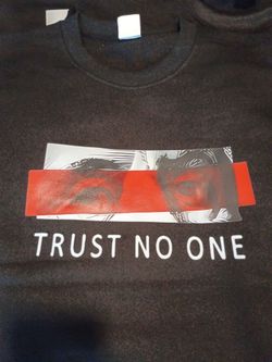 SIZE: Large