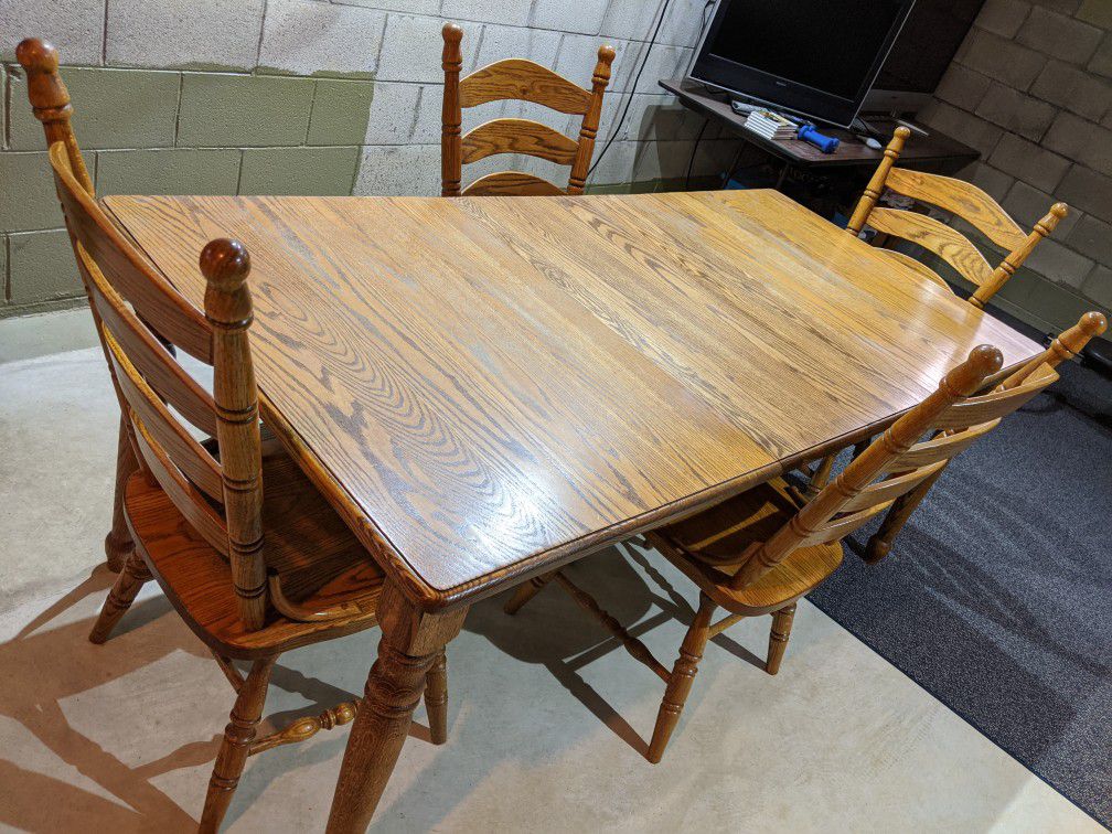 Solid Oak Dining Table & Four Chairs