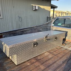 Bed Toolbox