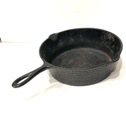 CHF Hammered Cast Iron Skillet