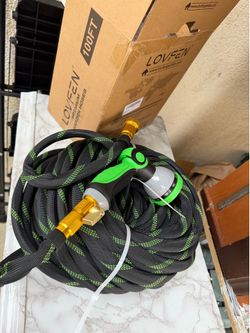 New 100 ft water hose non expandable