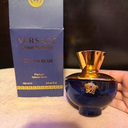 Versace Dylan Blue Pour Femme Parfum 100ml