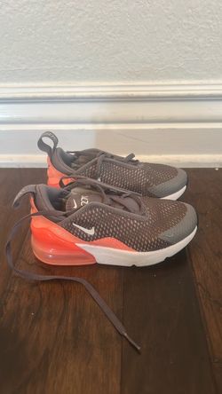 Girl Nike 70s size 11c