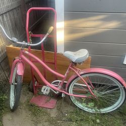 Huffy Women’s Cruiser Bike