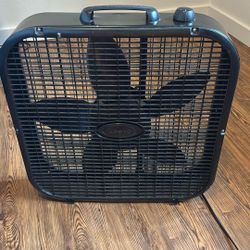 Lasko black fan  $15