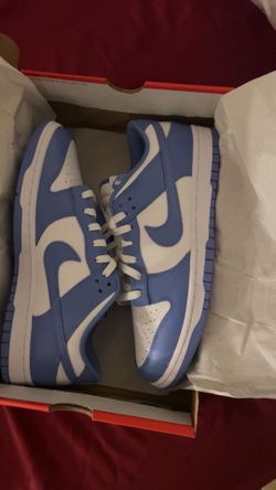Nike dunk low  size 10