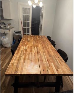 Dining table, acacia/black set, Available until June 21/26