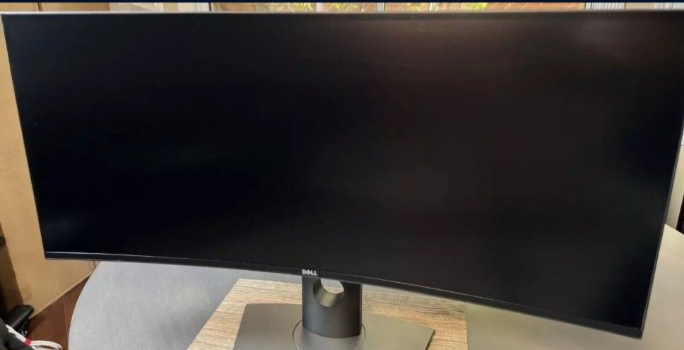 Dell Ultrawide Curved 34" Monitor