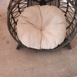 Round Dog Bed