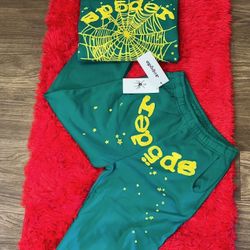 Spider Hoodie And Sweatpants