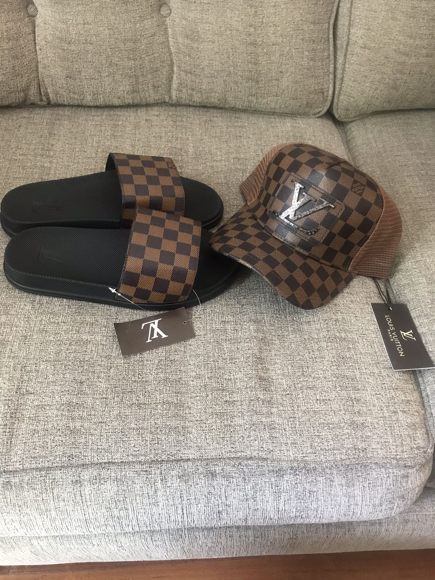 Louis Vuitton Slippers and Hat Set for Sale in Tampa, FL - OfferUp
