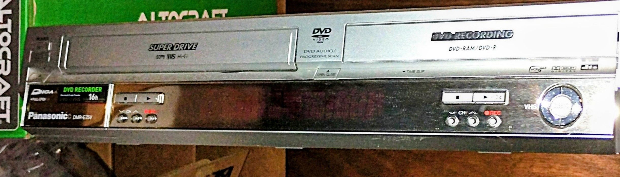 For Parts - Panasonic Dmr-e75v VCR / DVD Recorder