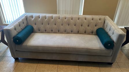 Tufted Velvet Tuxedo Sofa for with Bolster Pillows brand new