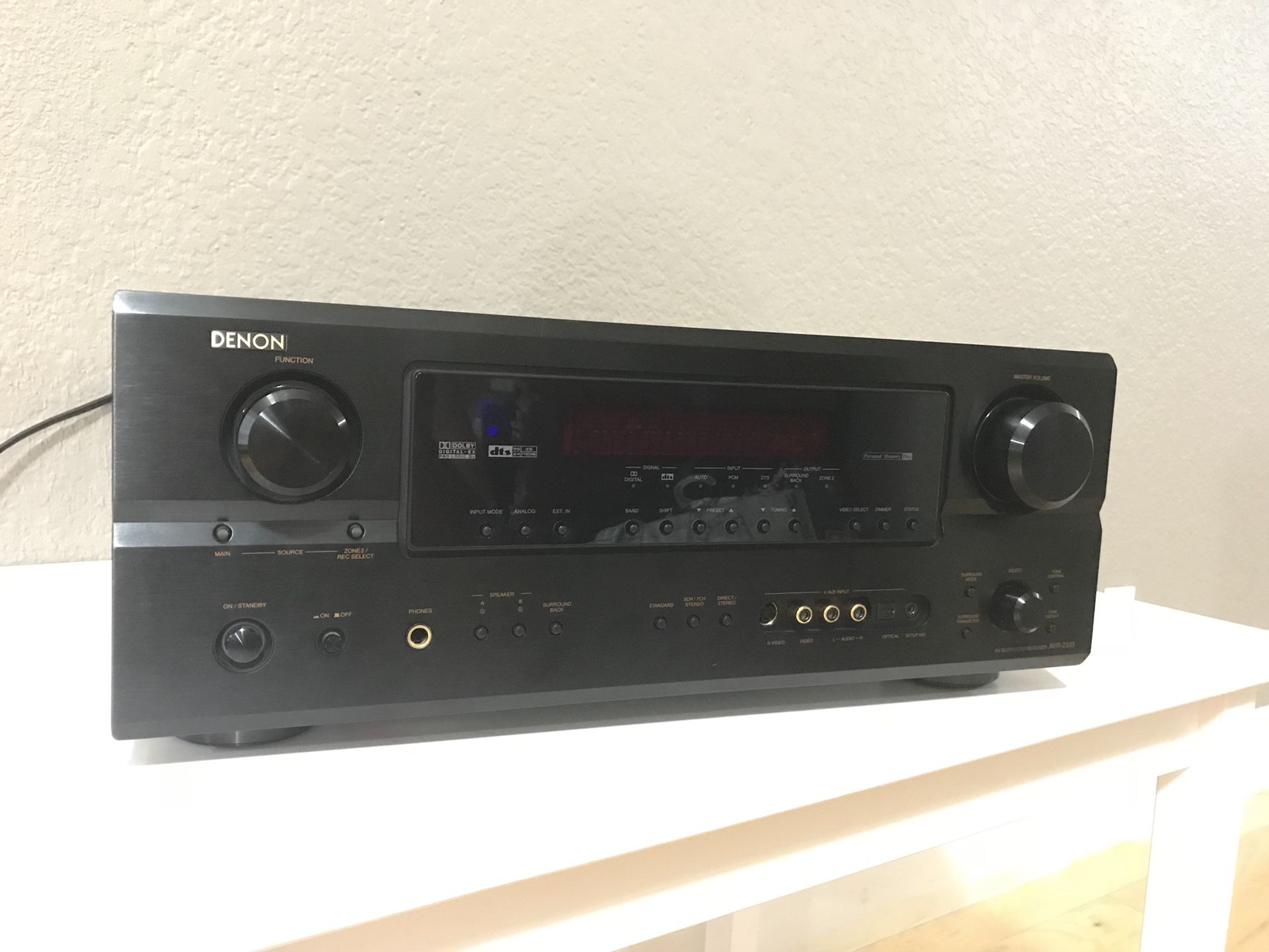 Denon AVR-2105 Receiver