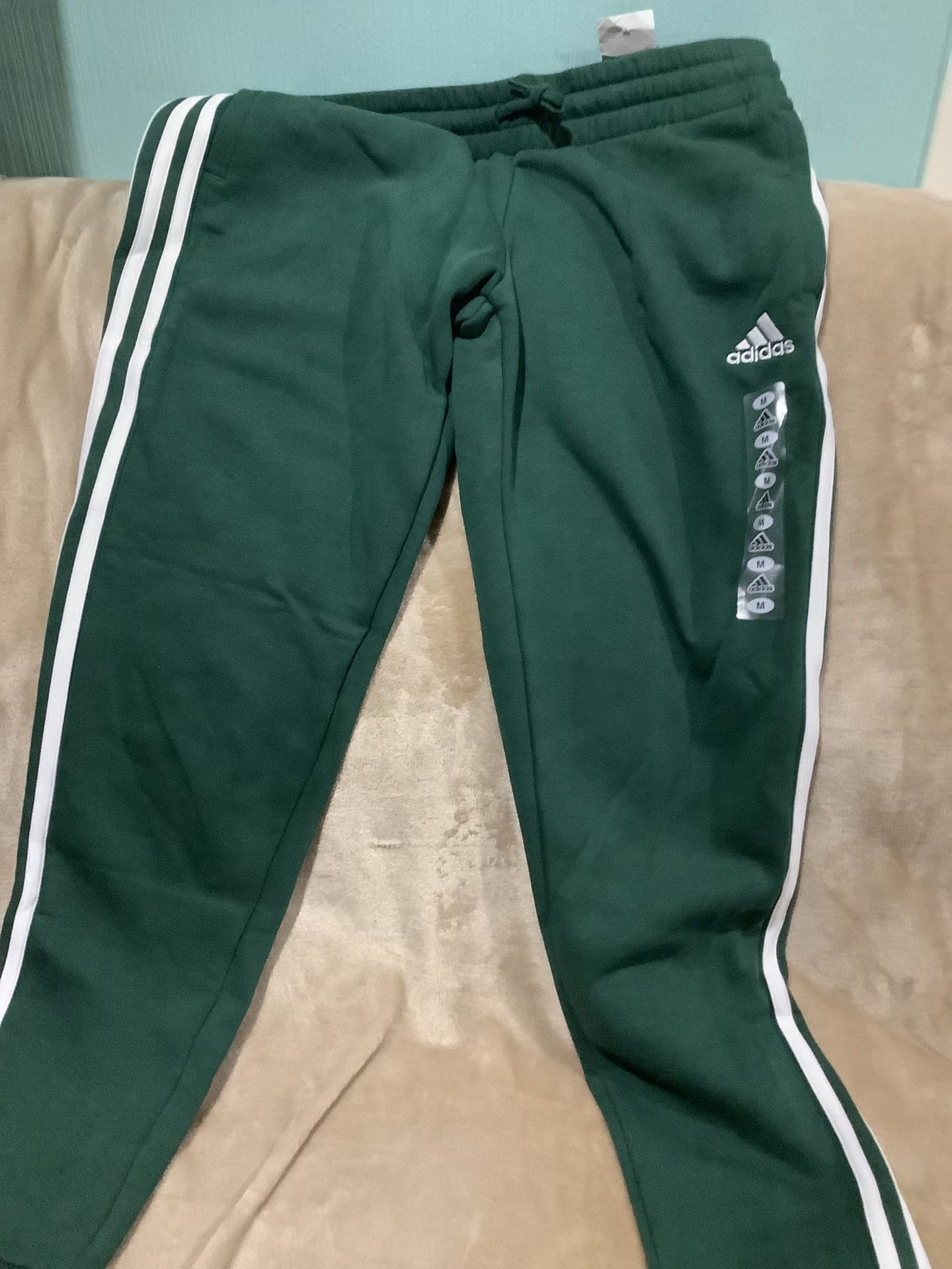 2 Adidas Women’s Sz M