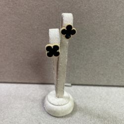 18k Gold Van Cleef  Style Clover Earrings 