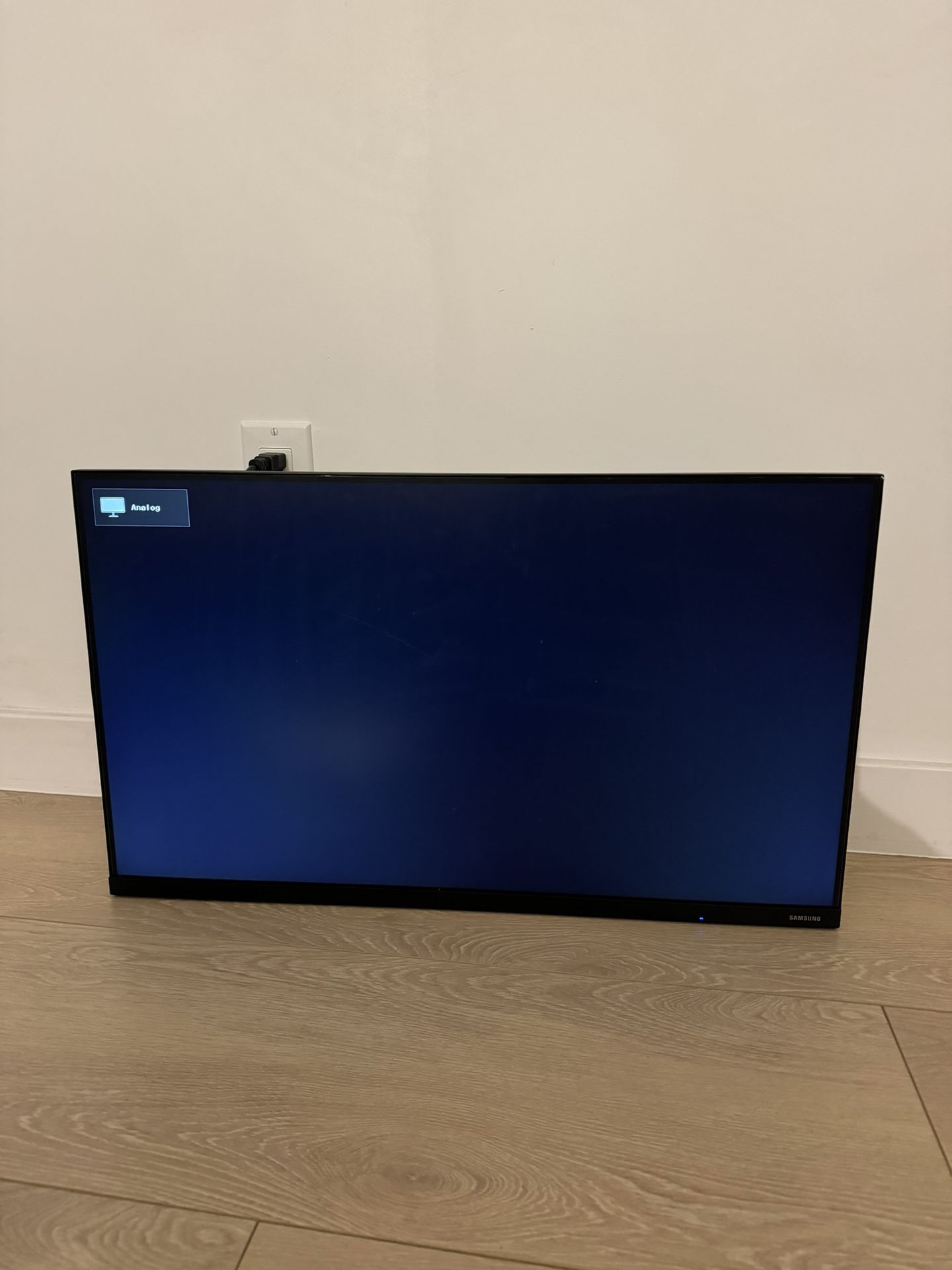 Samsung T350 27" FHD IPS Monitor - Black Full HD LED COMPUTER screen