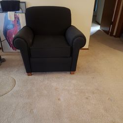  Black Rolled-arm Chair