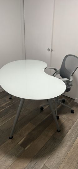 IKEA GALANT kidney-shaped desk