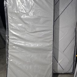 Mattresses Sets 