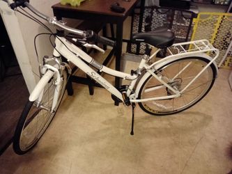 Women 14' bike white