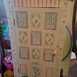Girl’s bedroom set
