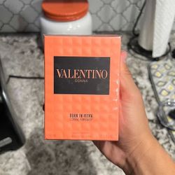 Brand New Valentino Donna Born In Roma 