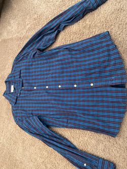 Men’s dress shirt