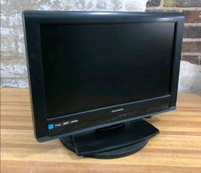 Sylvania LC195SLX 19" 720p HD LCD Television RGB/HDMI/VGA/RCA (RETRO GAMING)