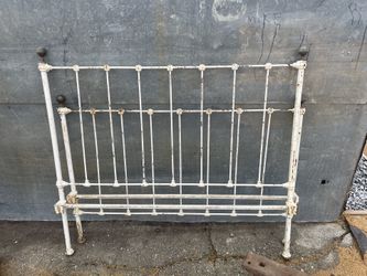 Antique headboard set with brass knobs And bedframe