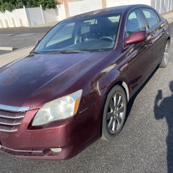 2005 Toyota Avalon