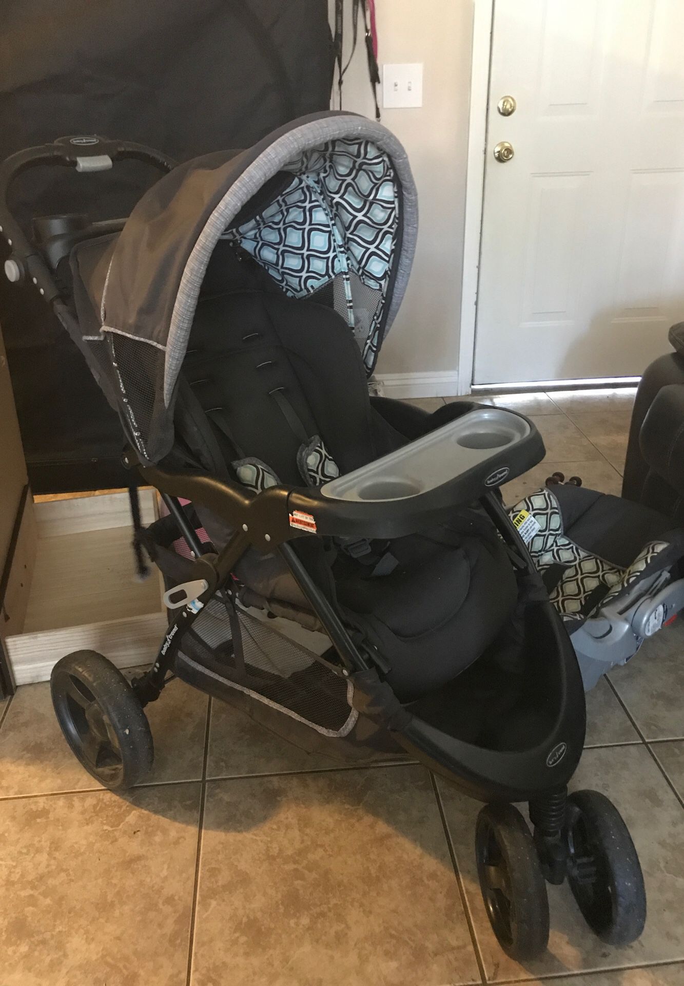 Stroller with car seat match