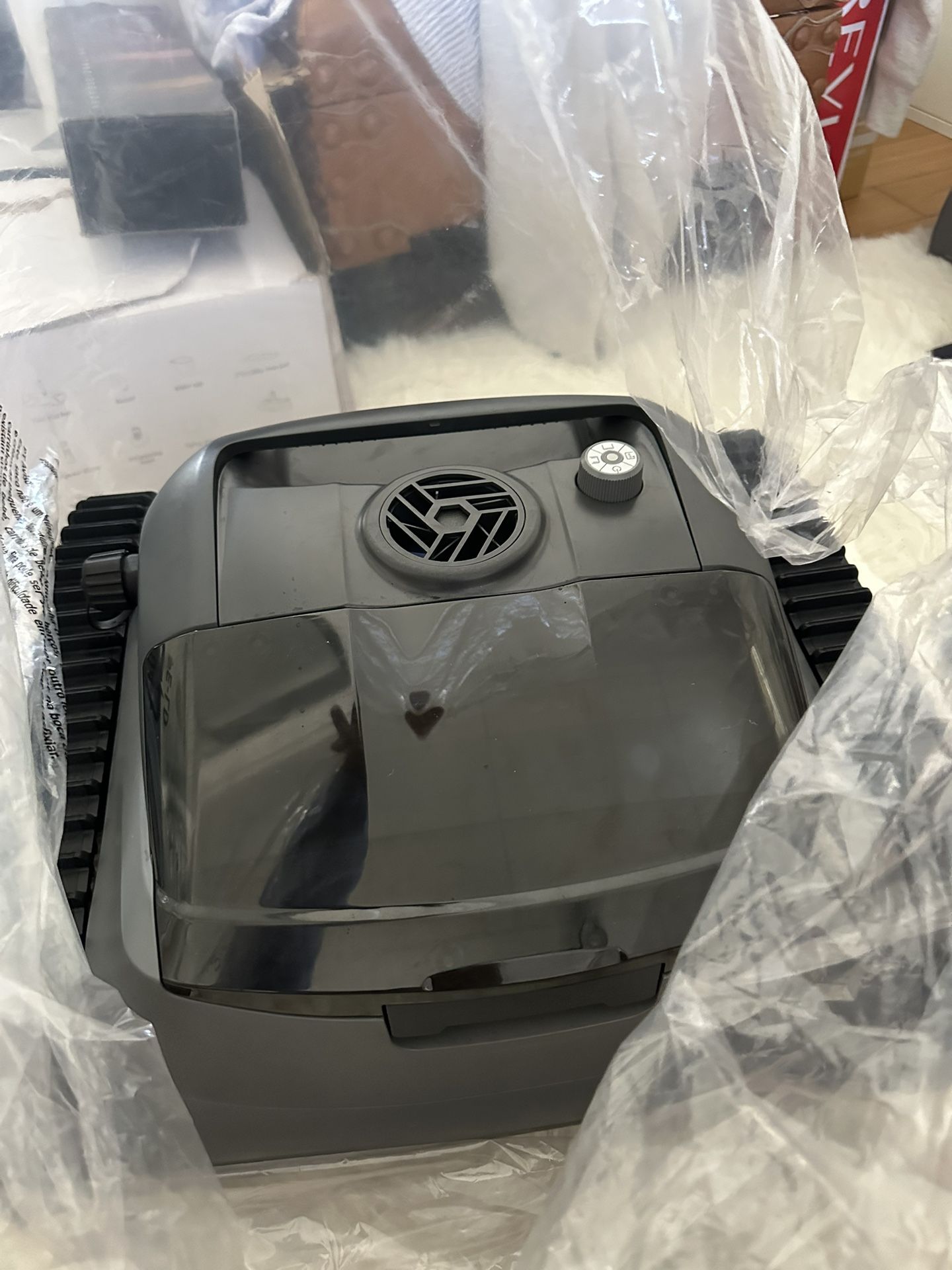 Robotic Pool Cleaner