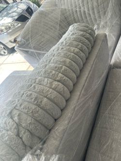 Beautiful 5 peice sofa