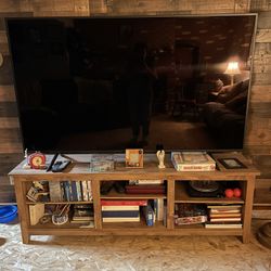 75 Inch Smart TV 