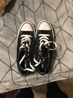 Women’s Converse Size 8