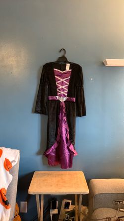 HALLOWEEN WITCH KIDS SIZE MEDIUM 7-8 COSTUME