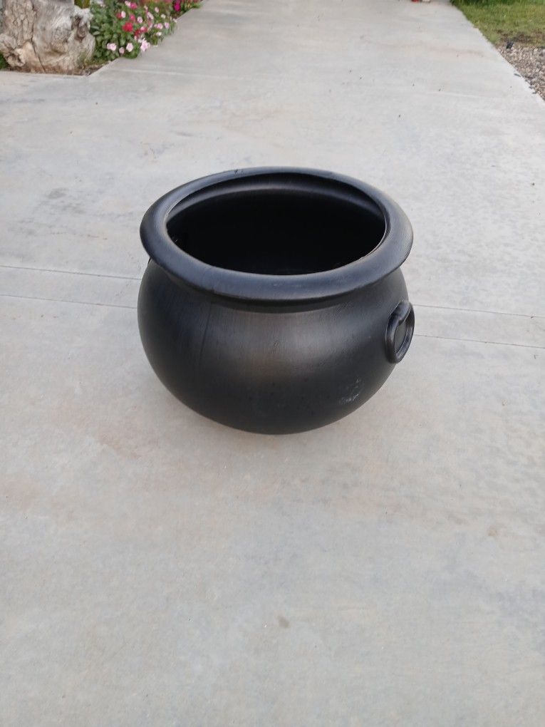 20" Witch Cauldron/ Halloween Decoration
