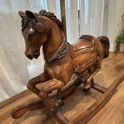 ANTIQUE SOLID WOOD ROCKING CHAIR 