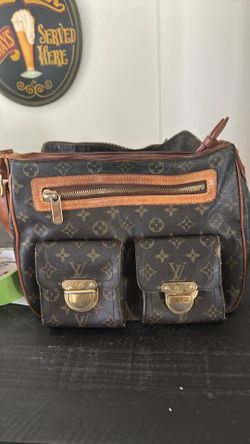 Women’s designer purse