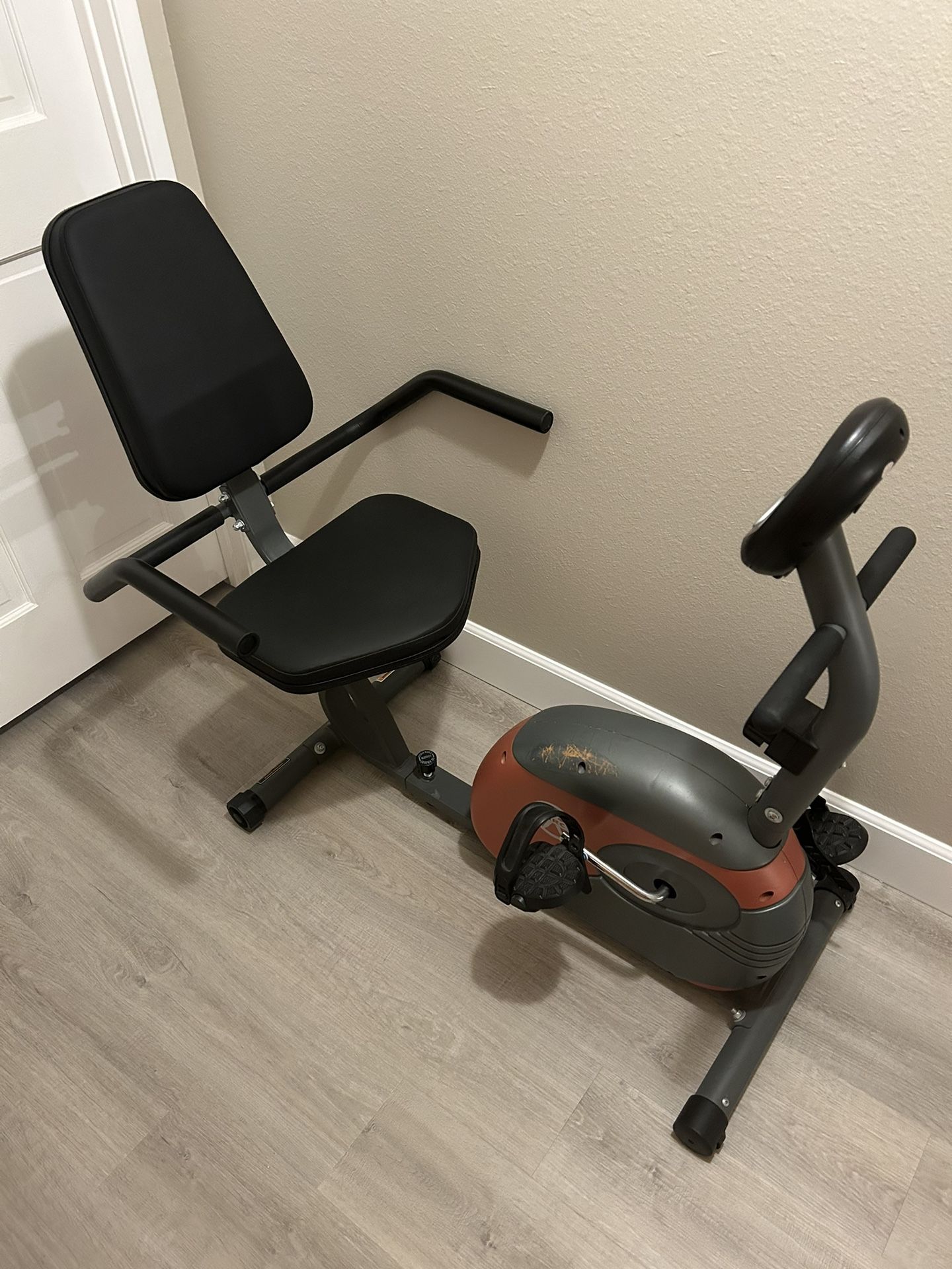 Marcy Recumbent Exercise Bike 709 For Cardio and Leg Conditioning