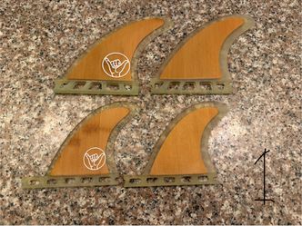 Futures FCS2 Thruster Surfboard Shortboard fins