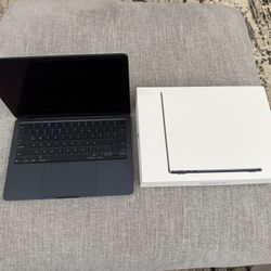 MacBook Air (M4 Chip)