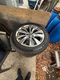 Infinity rims and tires
