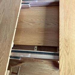 Solid Oak 2 Leaf Table 