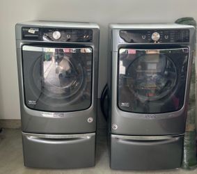 Maytag Front-Load Washer and Dryer Set